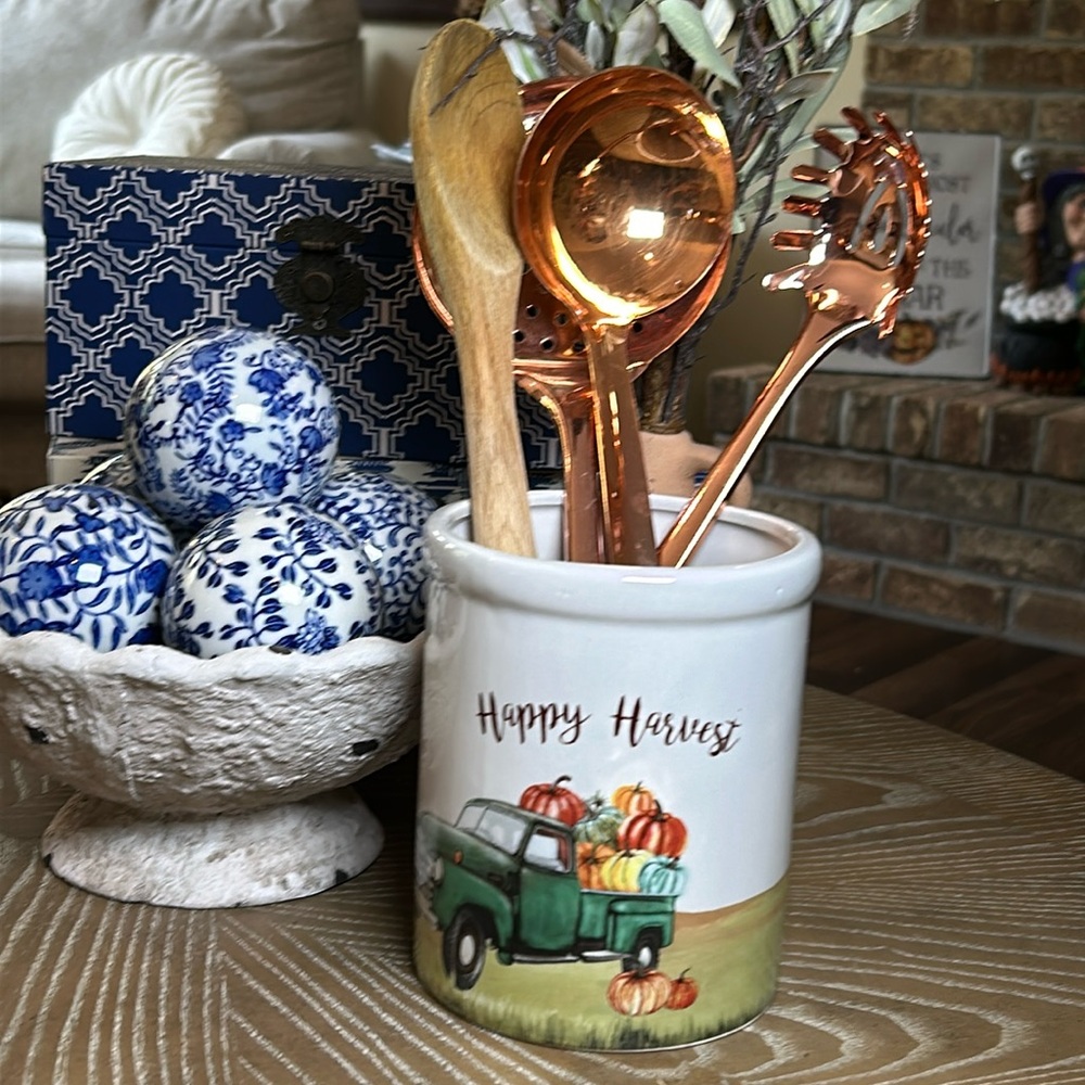 NEW! Fall Harvest Farmhouse Vintage Truck Pumpkin Ceramic Crock Utensil Holder - Picture 2 of 7